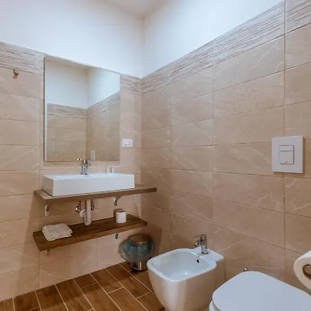 Aparthotel House - In *