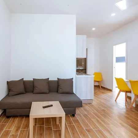 Aparthotel House - In *