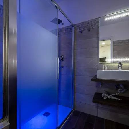 House 3* Napoli