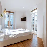 House - In 3*