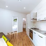 House - In מלון דירות 3*