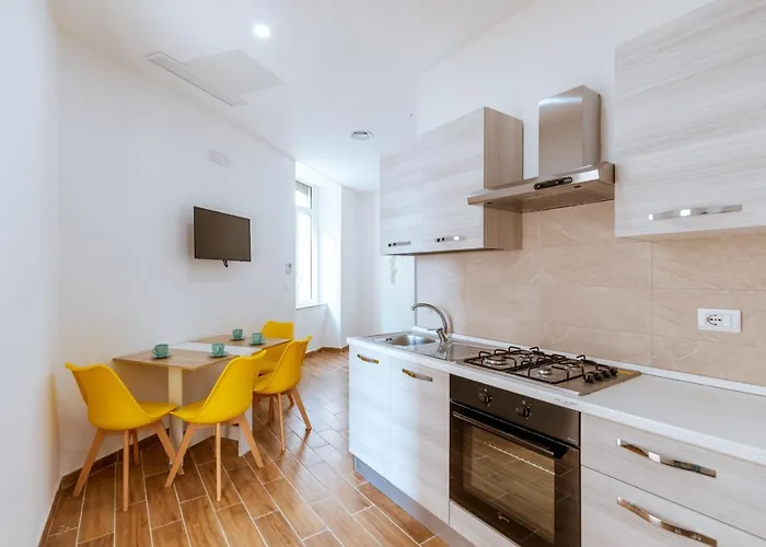 Aparthotel House - In 4*